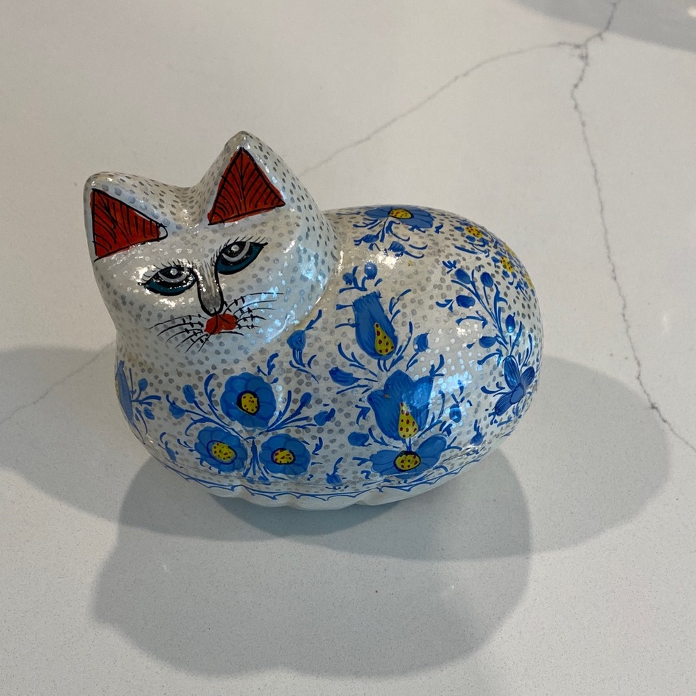 Kashmir Paper Mache Blue Floral Cat box